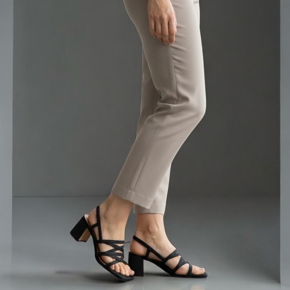 ANN MARINO Strappy Black Slingback Block Heel Sandals – Size 9
